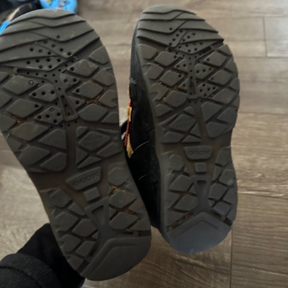 Geox Boots size 11 childrens - Picture 2 of 3